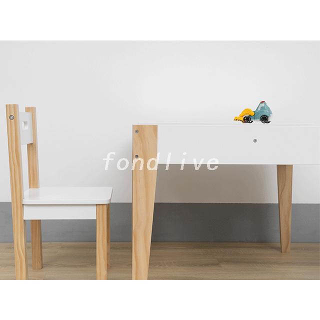 Juego de mesa y sillas para niños de estudio moderno